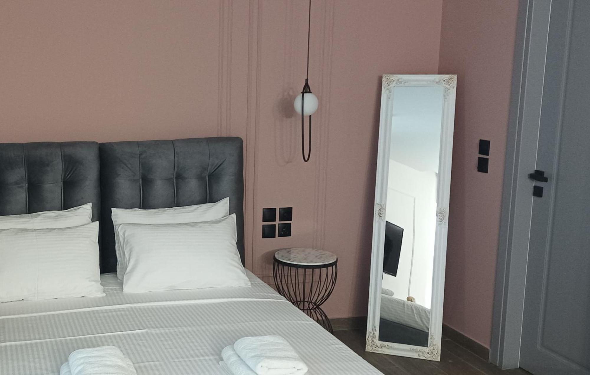 Casa Divinus Suites เอเธนส์ ภายนอก รูปภาพ